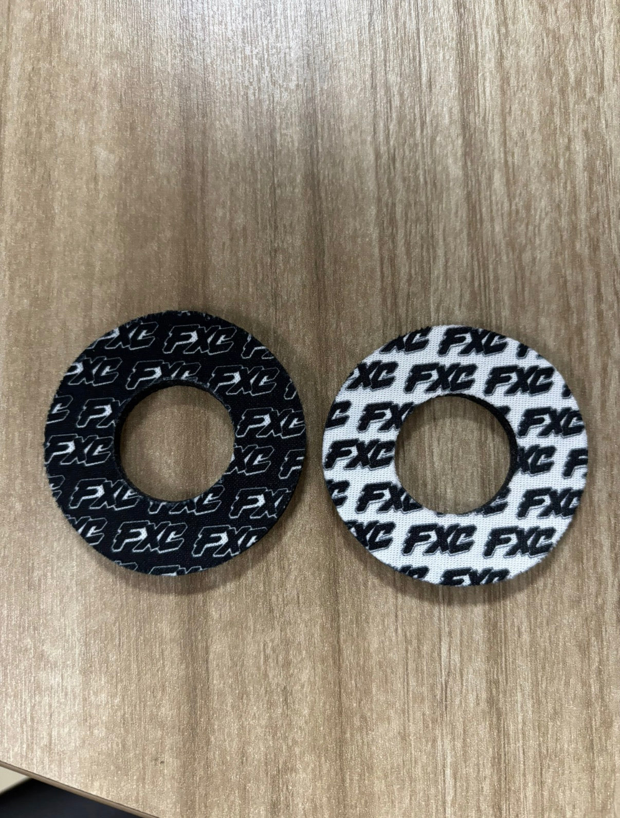 FX Customz Grip Donuts